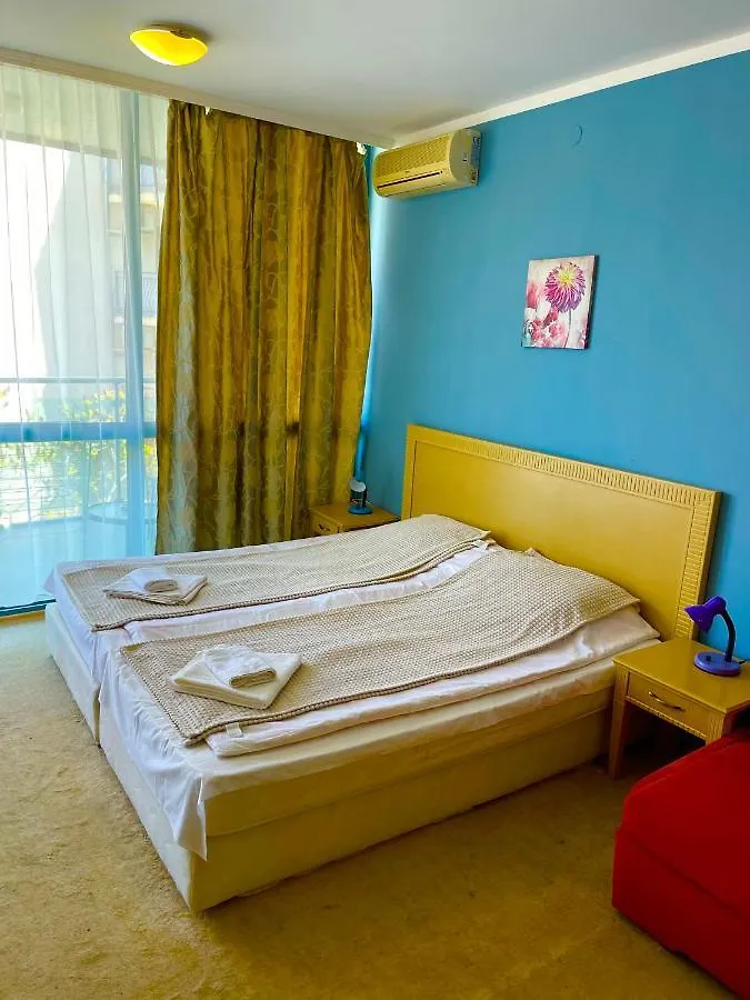 Amur De Lux Apartments Primorsko