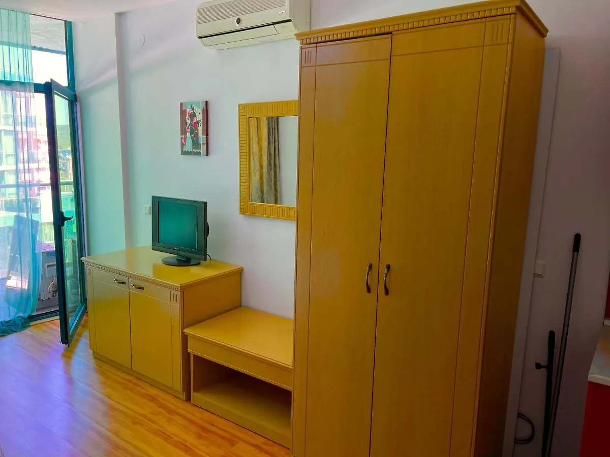 Amur De Lux Apartments Primorsko